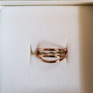Premier Designs Serene Ring